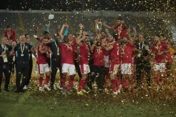 مراسم تتويج الاهلي المصري ببطولة افريقيا 2021