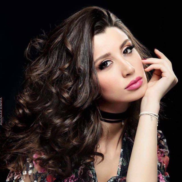 سارة التونسي