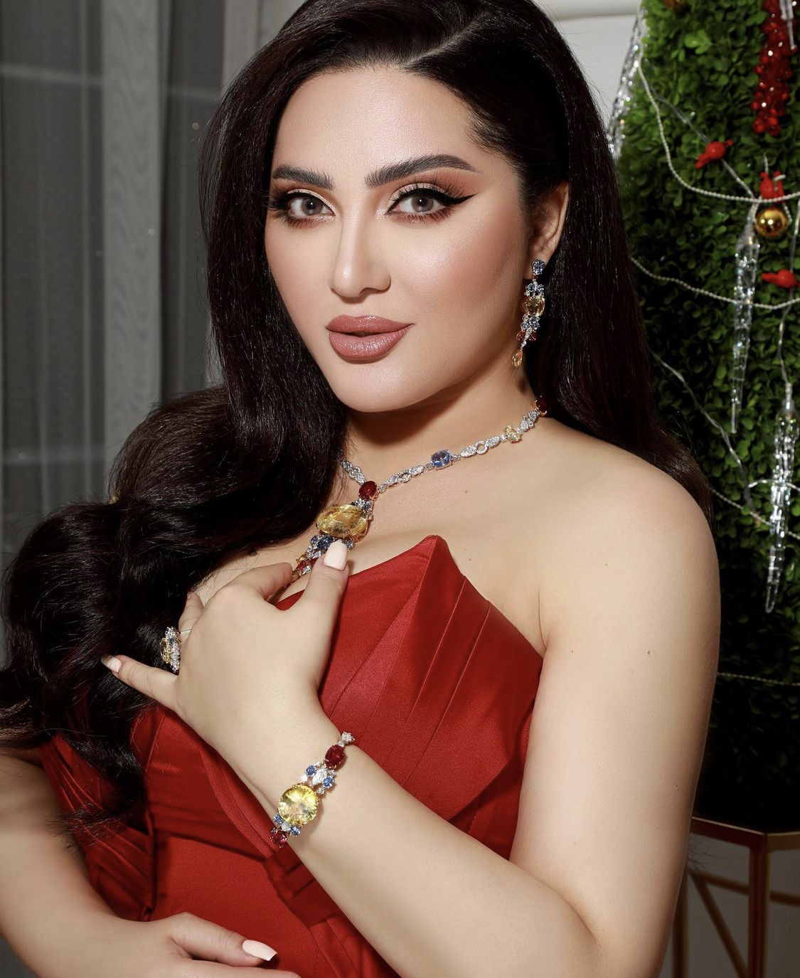 أمينة العلي