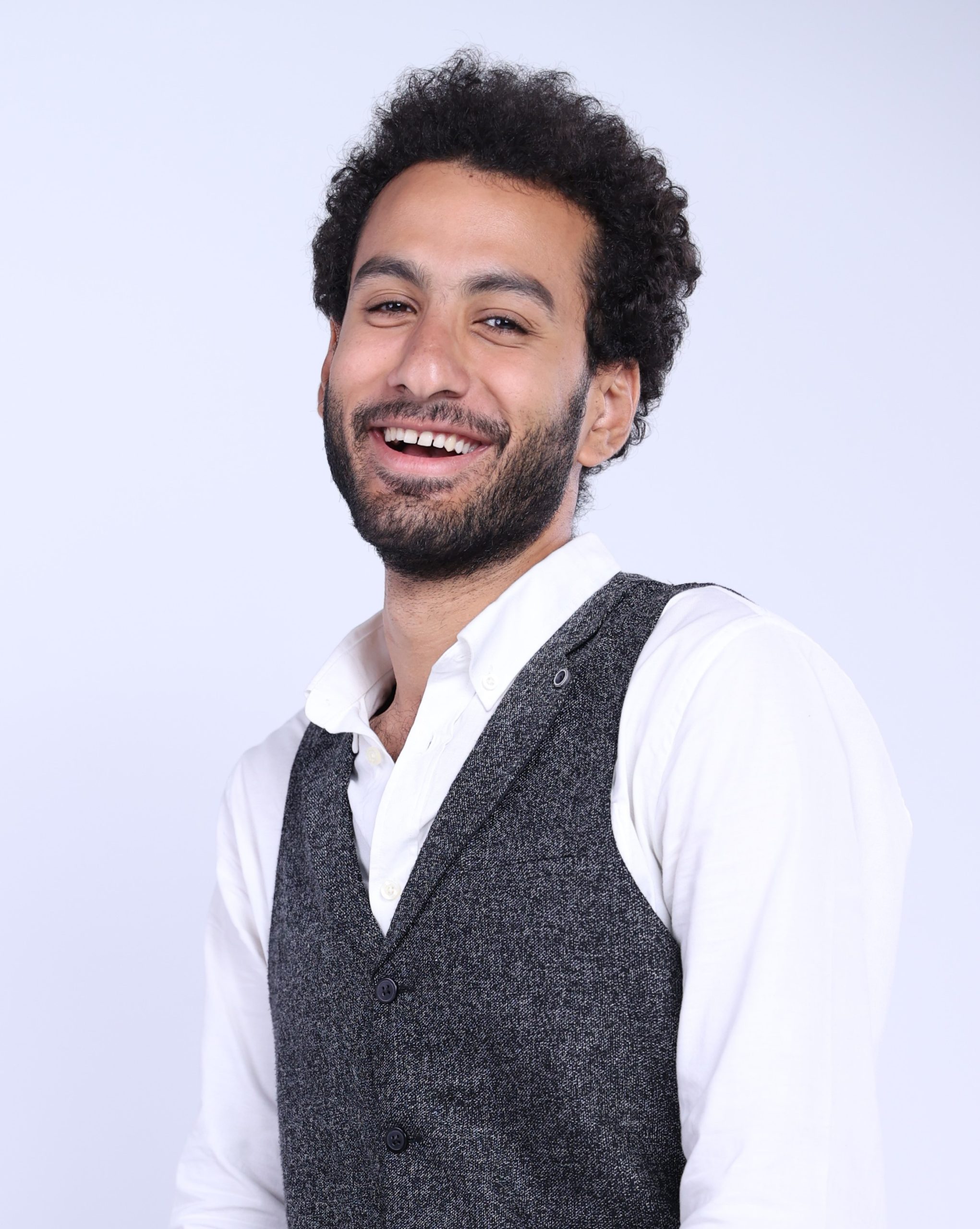أكرم عماد