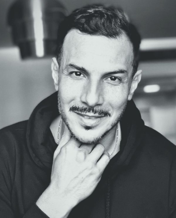 باسل خياط